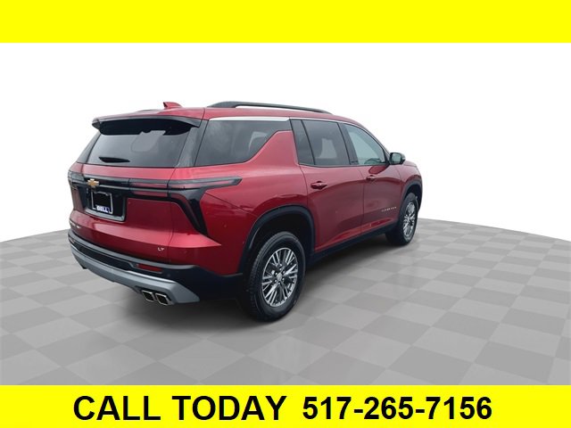 Used 2024 Chevrolet Traverse LT image 9