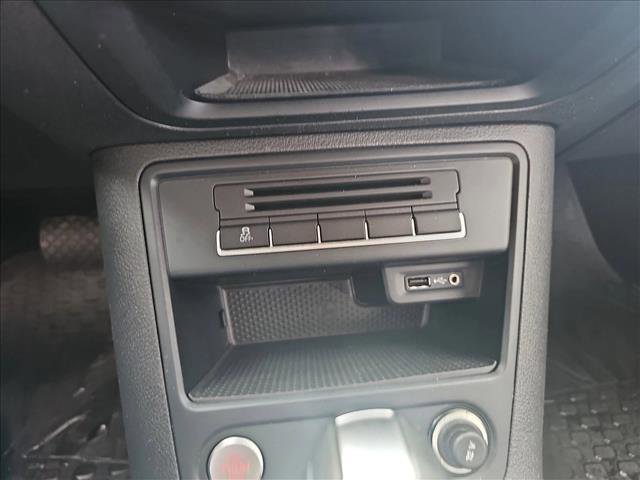 Used 2017 Volkswagen Tiguan S image 24