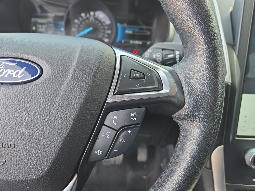 Used 2023 Ford Edge SEL image 19