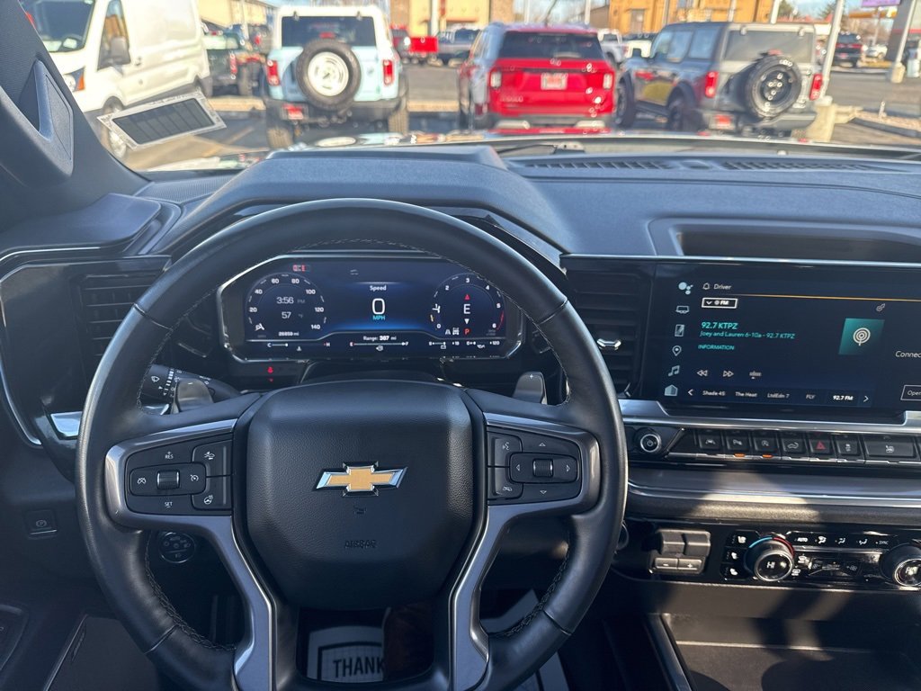 Used 2024 Chevrolet Silverado 1500 High Country w/ Technology Package image 11