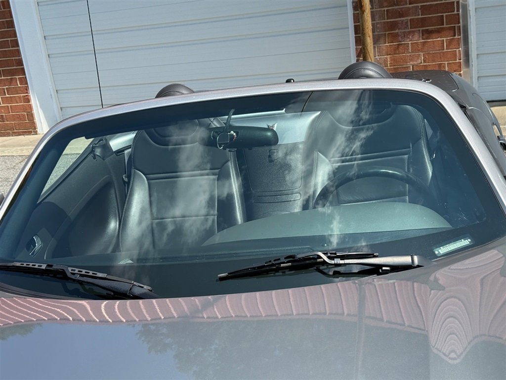 Used 2007 Pontiac Solstice Convertible w/ Premium Package image 12