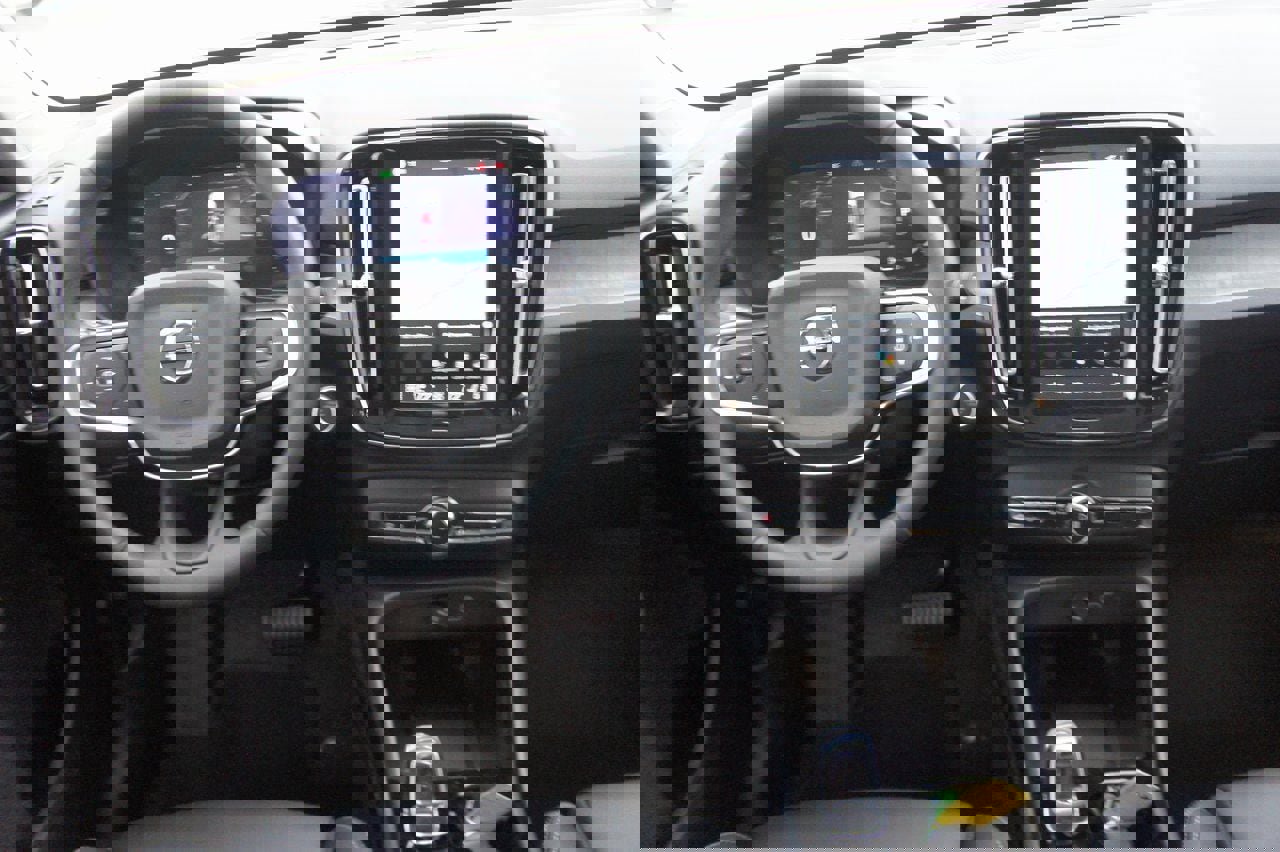 New 2026 Volvo XC40 B5 Plus w/ Protection Package Premier image 10