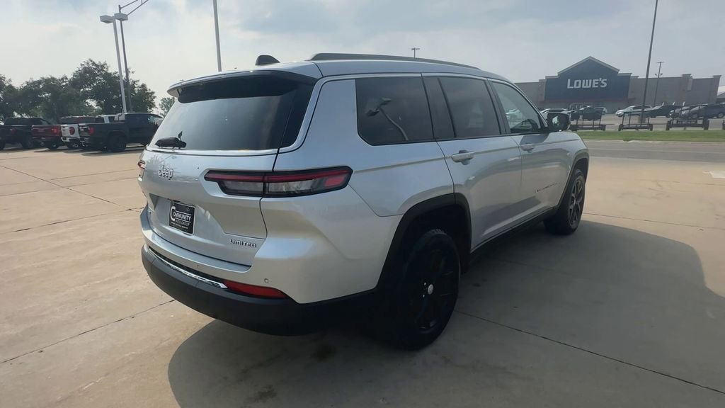 Used 2024 Jeep Grand Cherokee L Limited w/ Luxury Tech Group II image 8