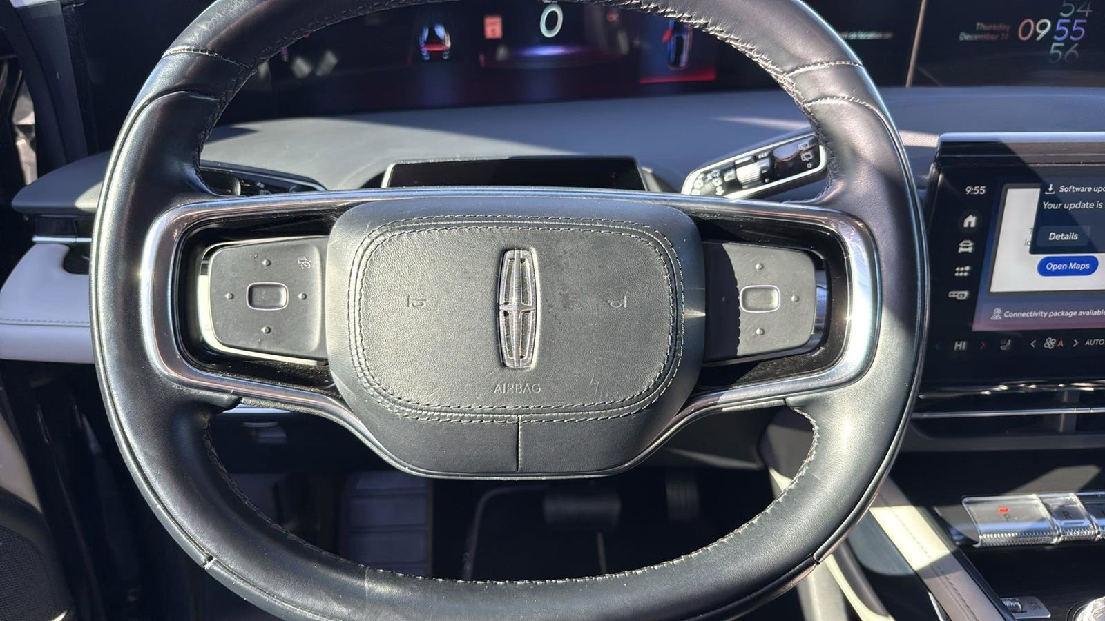 Used 2024 Lincoln Nautilus Reserve image 15