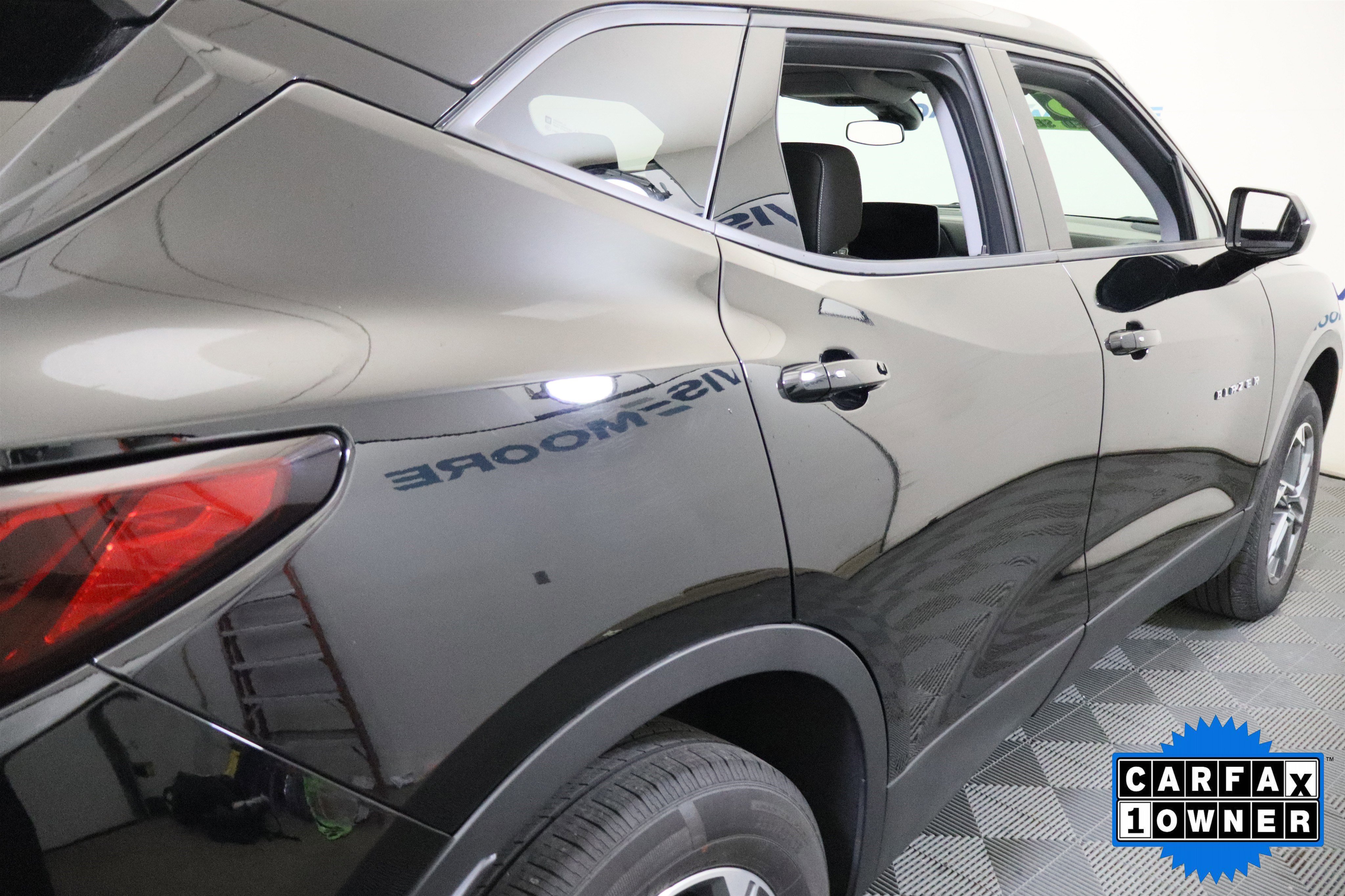 Used 2025 Chevrolet Blazer LT FWD image 7