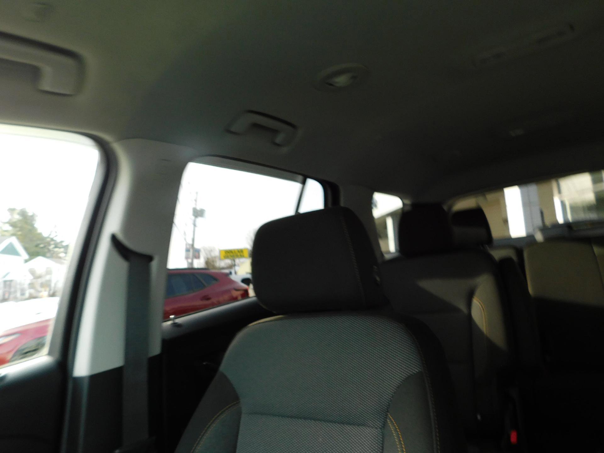 Used 2019 Chevrolet Traverse LT w/ LPO, Floor Liner Package image 38