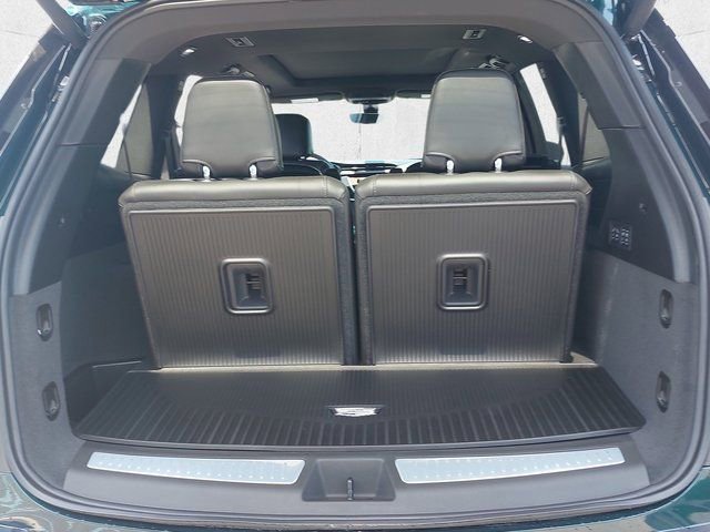 Used 2025 Cadillac XT6 Premium Luxury w/ Technology Package image 13