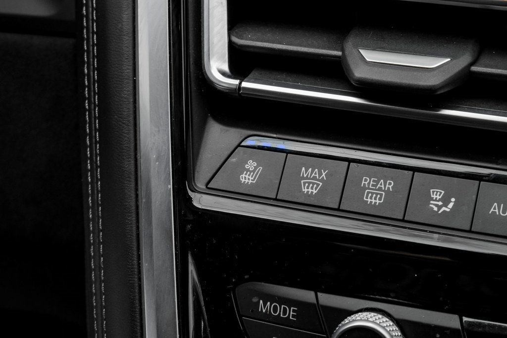 Used 2022 BMW M8 Competition w/ M Carbon Exterior Package image 20