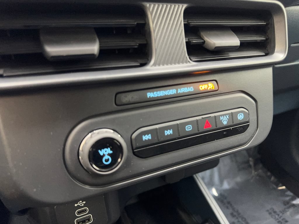 Used 2026 Ford Maverick XL FWD image 67