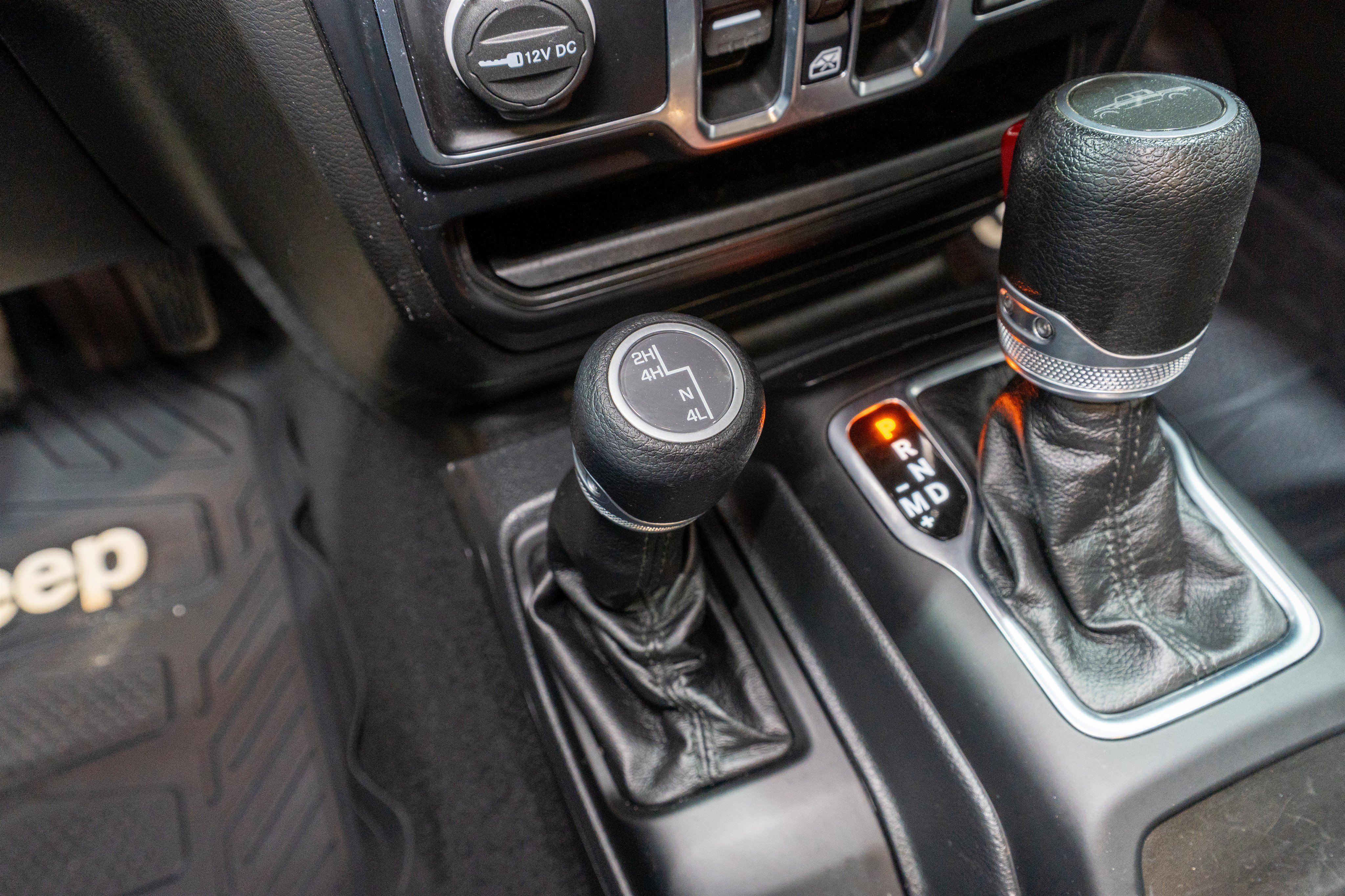 Used 2022 Jeep Gladiator Sport image 21