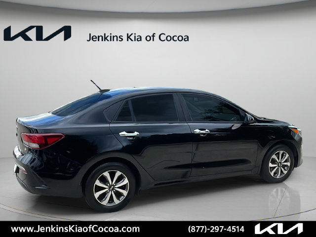 Used 2021 Kia Rio S w/ Technology Package FWD image 4