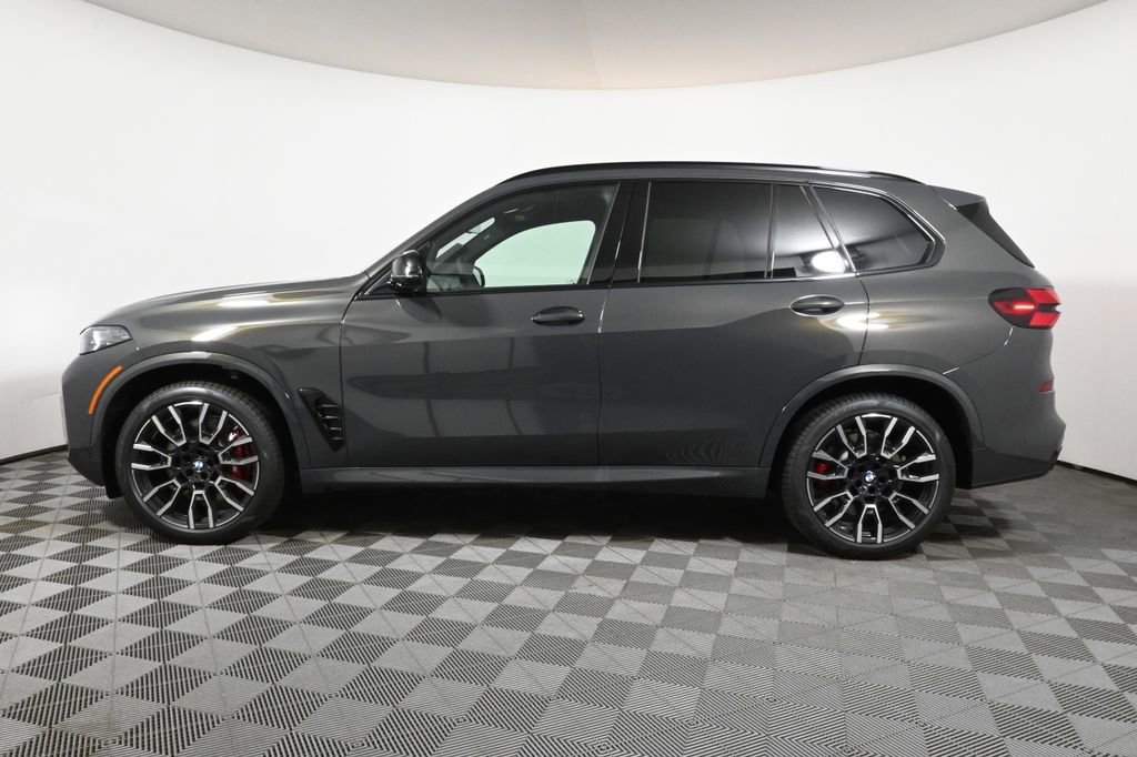 Used 2025 BMW X5 M60i w/ Executive Package image 2