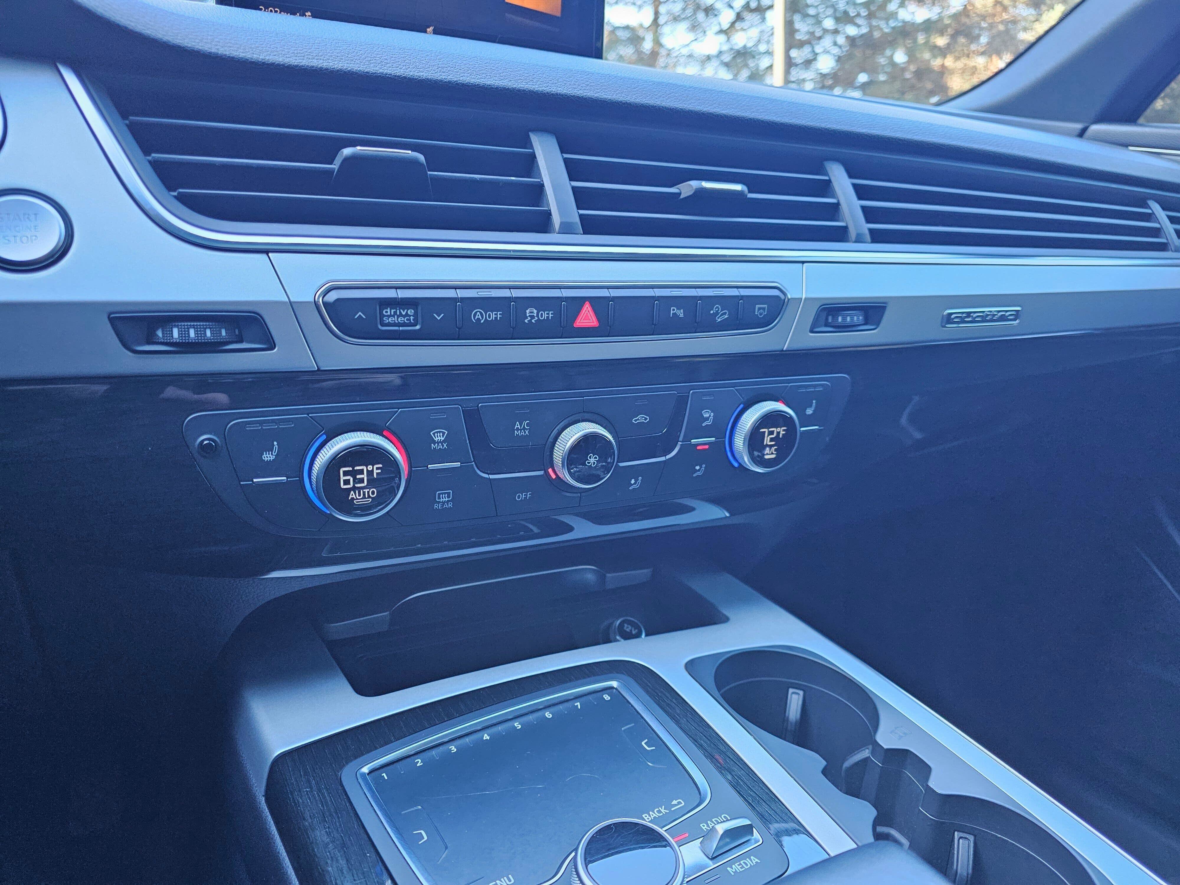 Used 2019 Audi Q7 2.0T Premium w/ Convenience Package AWD/4WD image 25