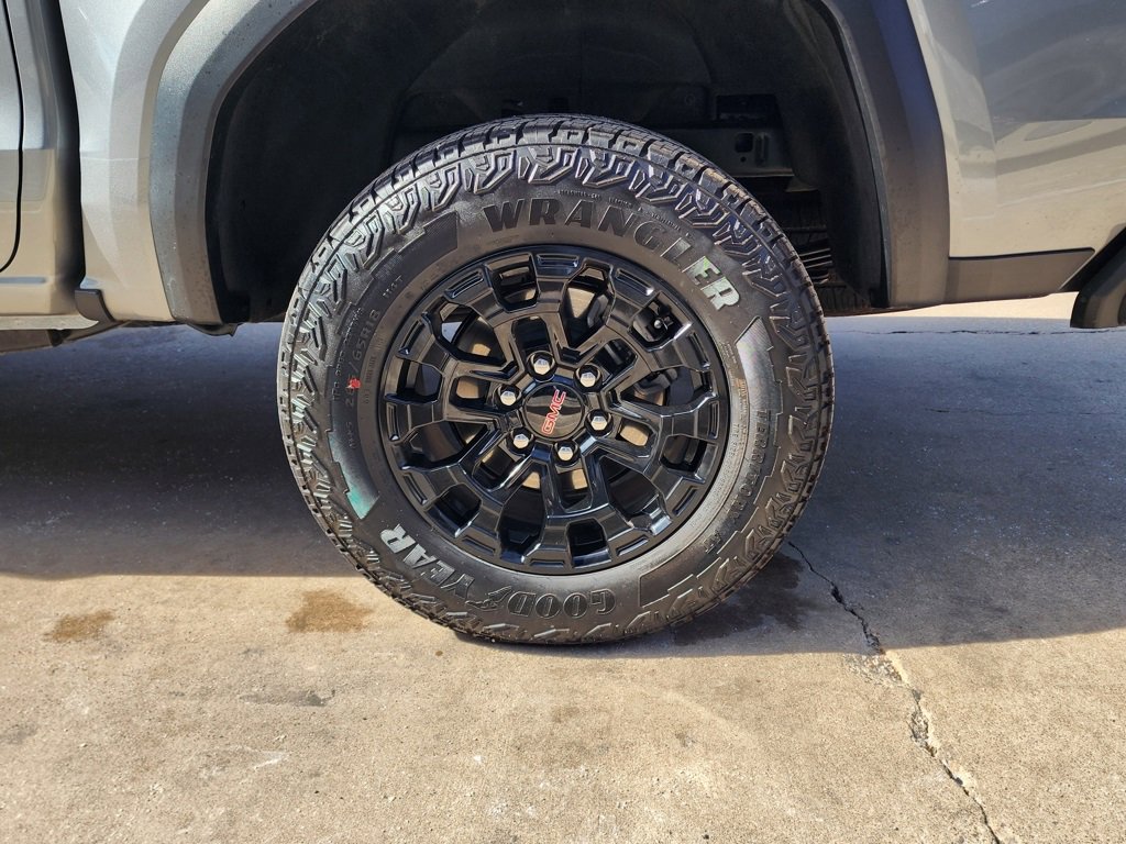 New 2026 GMC Canyon Elevation w/ Convenience Package image 51