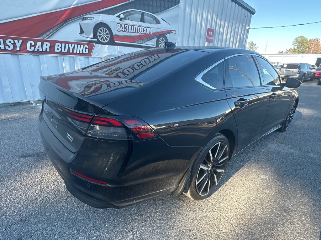 Used 2025 Honda Accord Touring image 8