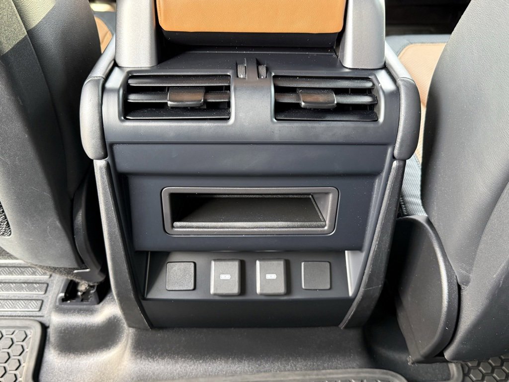 Certified 2023 Land Rover Defender 110 X-Dynamic SE image 35