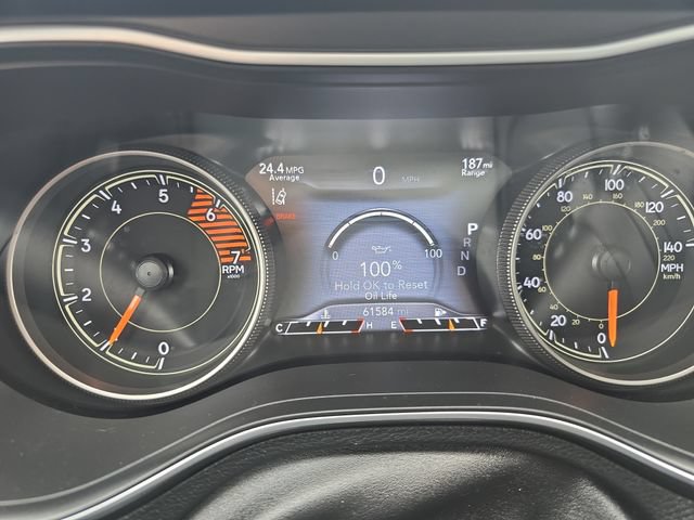 Used 2019 Jeep Cherokee Limited w/ Luxury Group AWD/4WD image 21