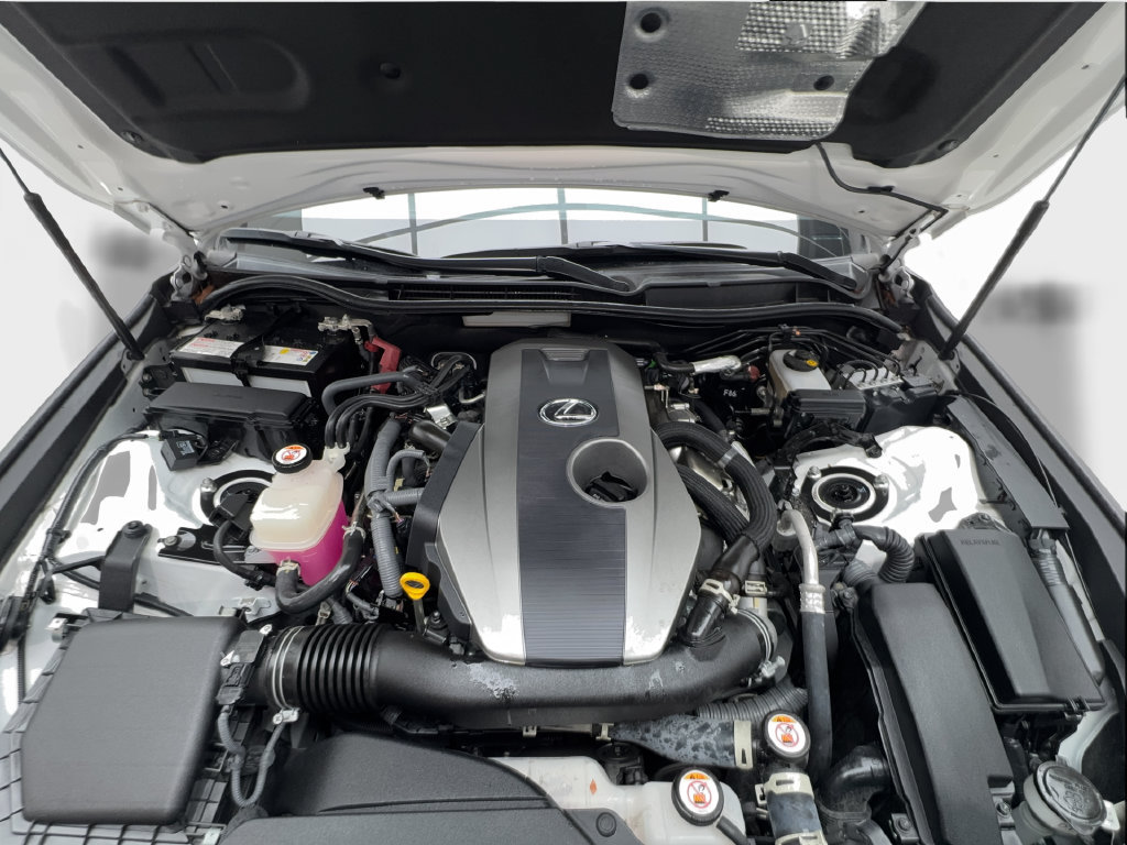 Used 2023 Lexus IS 300 w/ Comfort Package RWD image 20