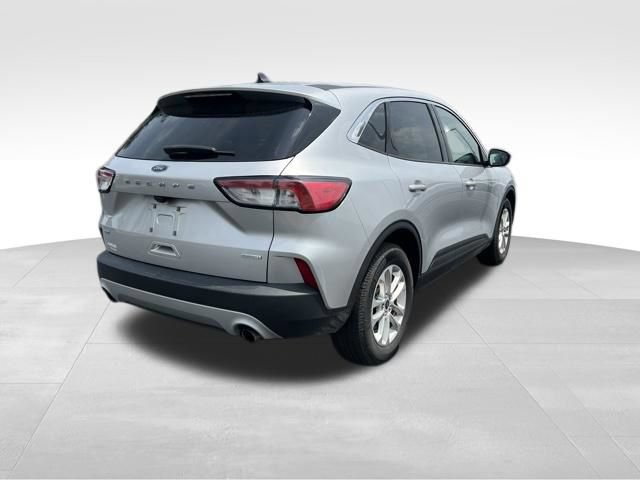 Used 2020 Ford Escape SE FWD image 7