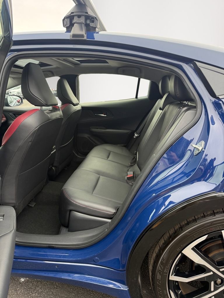 Used 2024 Toyota Prius Prime Premium image 13