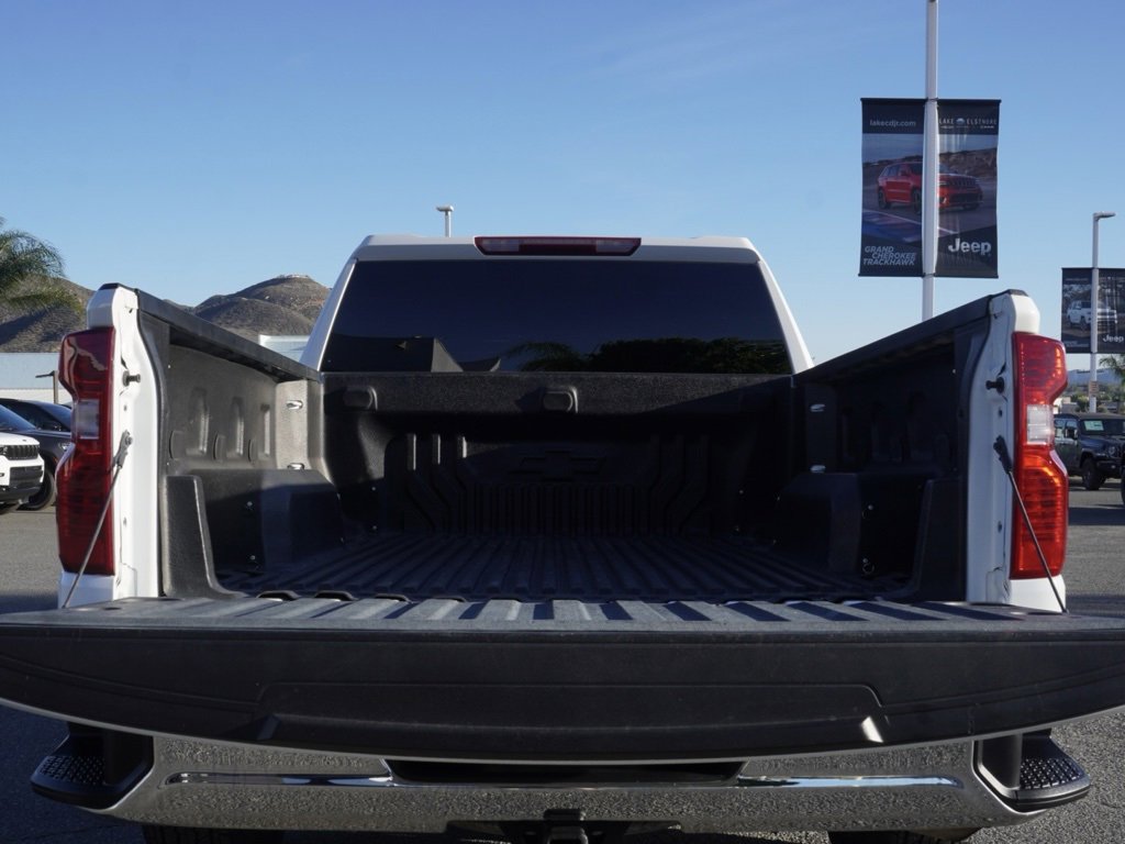 Used 2024 Chevrolet Silverado 1500 LT image 6