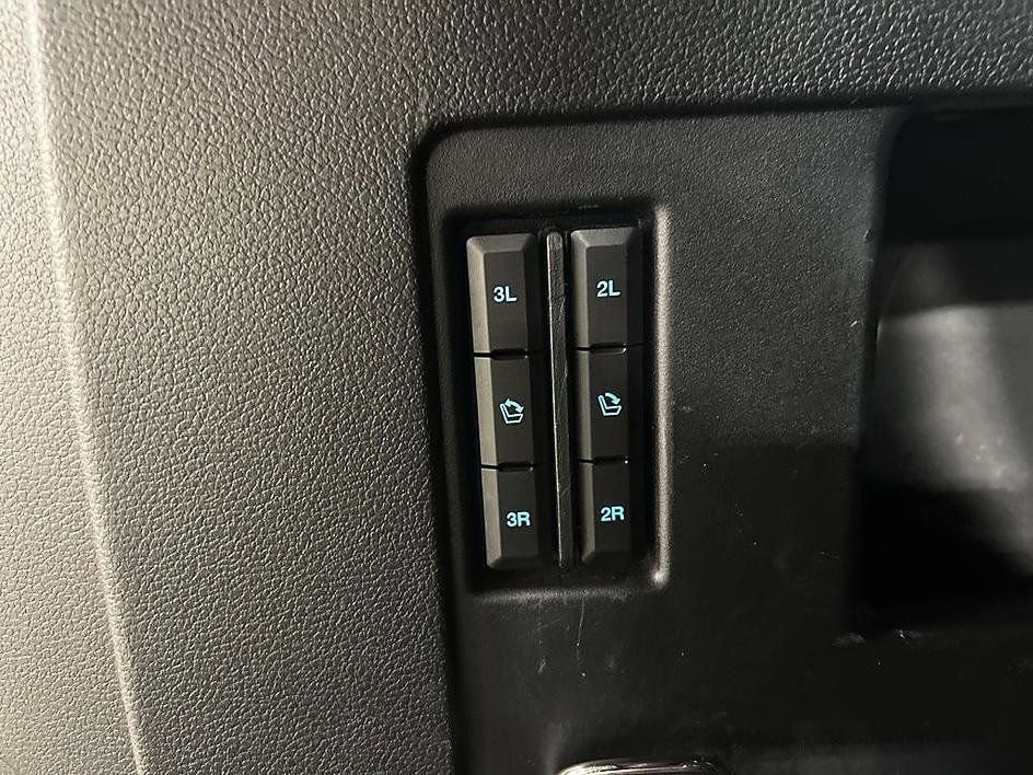 Used 2020 Ford Expedition Limited w/ Texas Edition Package AWD/4WD image 29