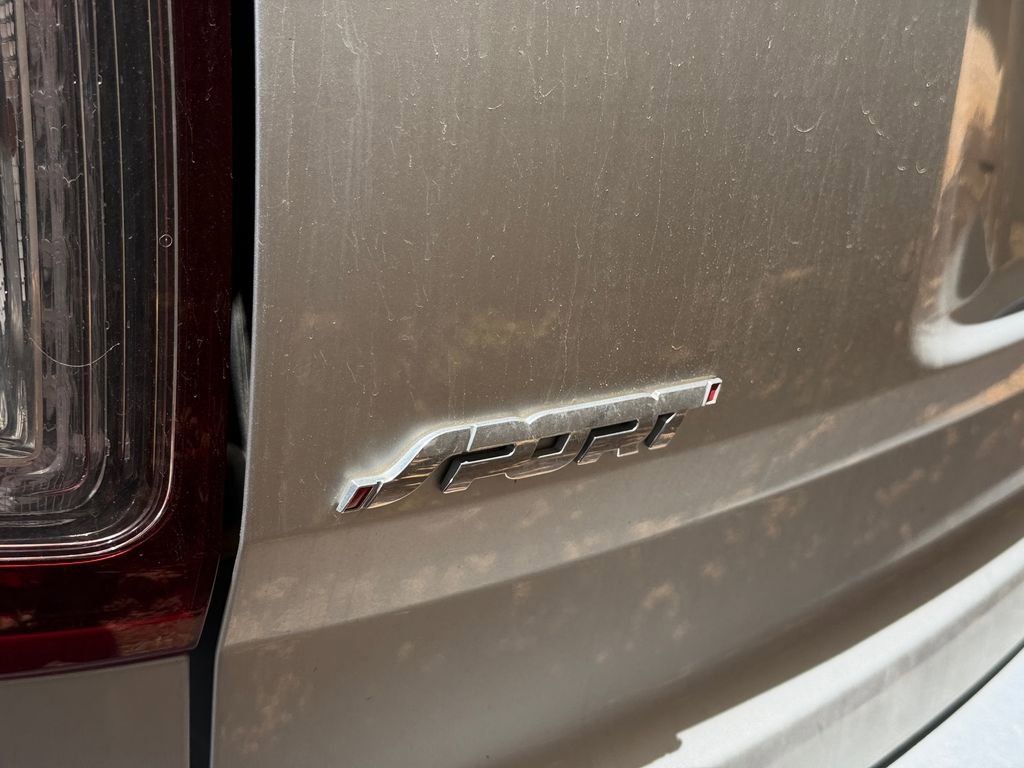 Used 2015 Ford Explorer Sport w/ Equipment Group 401A AWD/4WD image 8