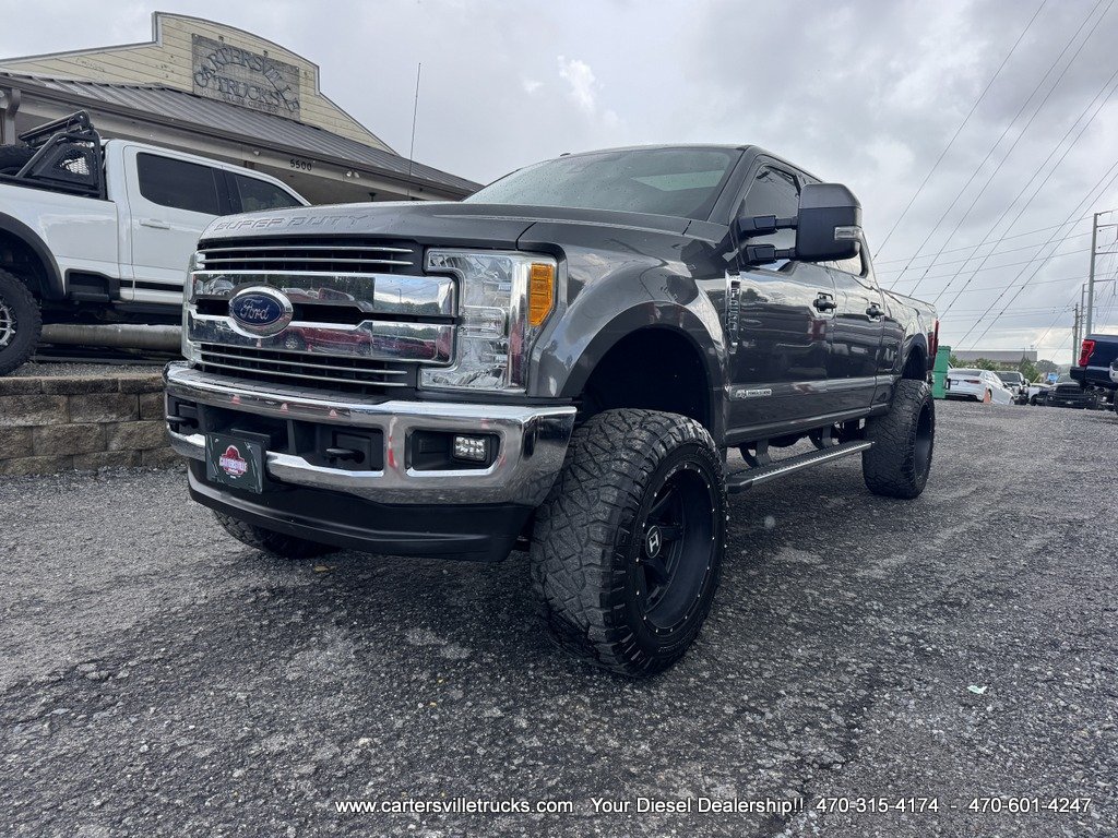 Used 2017 Ford F250 Lariat w/ Lariat Ultimate Package AWD/4WD image 2