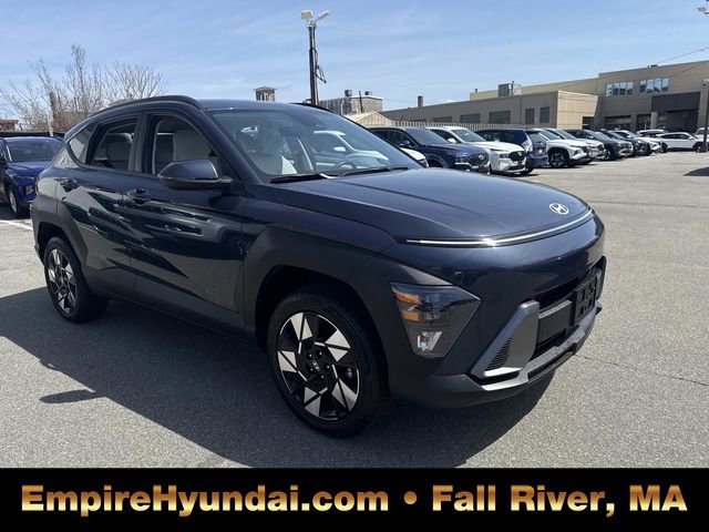 Used 2024 Hyundai Kona SEL image 2