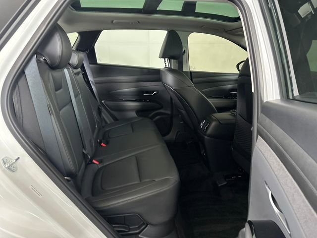 Certified 2025 Hyundai Tucson Limited image 27