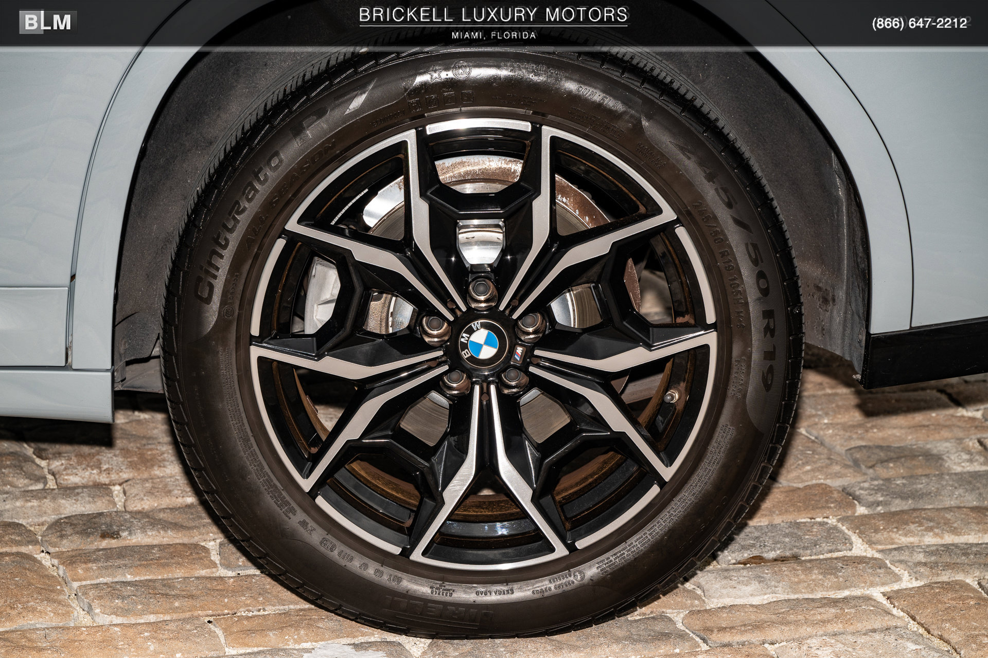 Used 2024 BMW X4 xDrive30i w/ M Sport Package AWD/4WD image 38