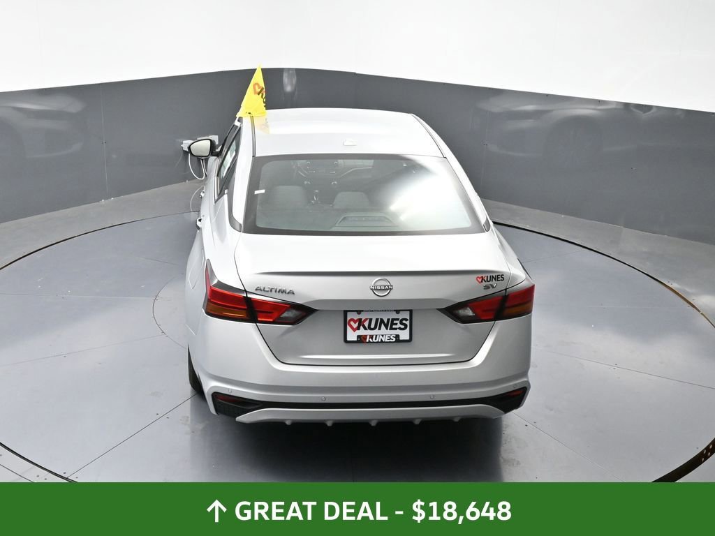 Used 2024 Nissan Altima 2.5 SV image 23