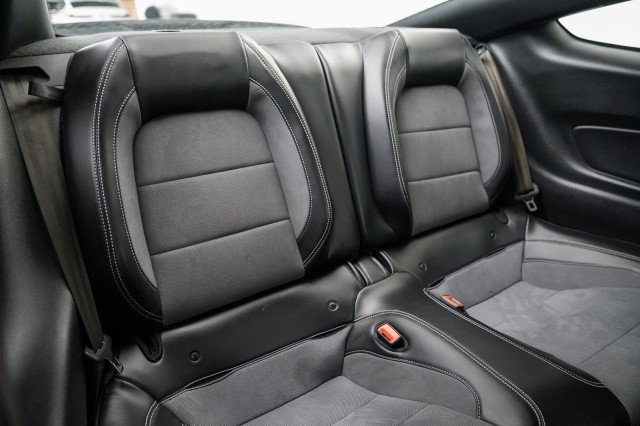 Used 2019 Ford Mustang Shelby GT350 w/ Technology Package image 23
