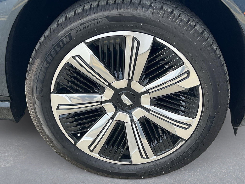 New 2025 Cadillac Escalade IQ Luxury 2 AWD/4WD image 37