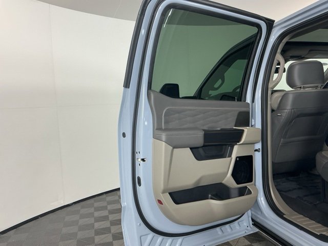 New 2026 Ford F350 Platinum image 31