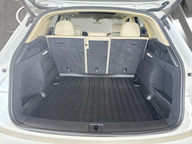 Used 2021 Audi Q5 2.0T Premium w/ Convenience Package AWD/4WD image 23