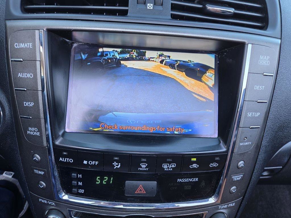 Used 2011 Lexus IS 250C w/ Luxury Pkg RWD image 34