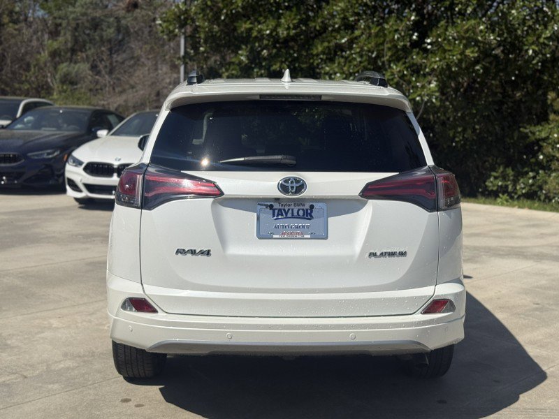 Used 2018 Toyota RAV4 Platinum image 4