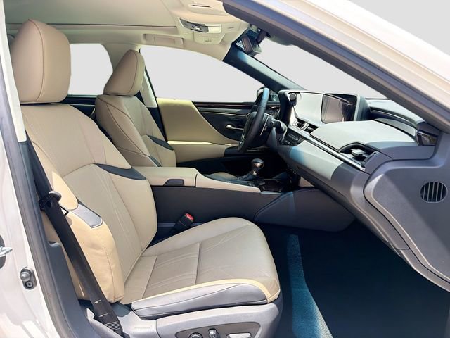 Used 2020 Lexus ES 350 Ultra Luxury w/ Accessory Package 2 FWD image 15
