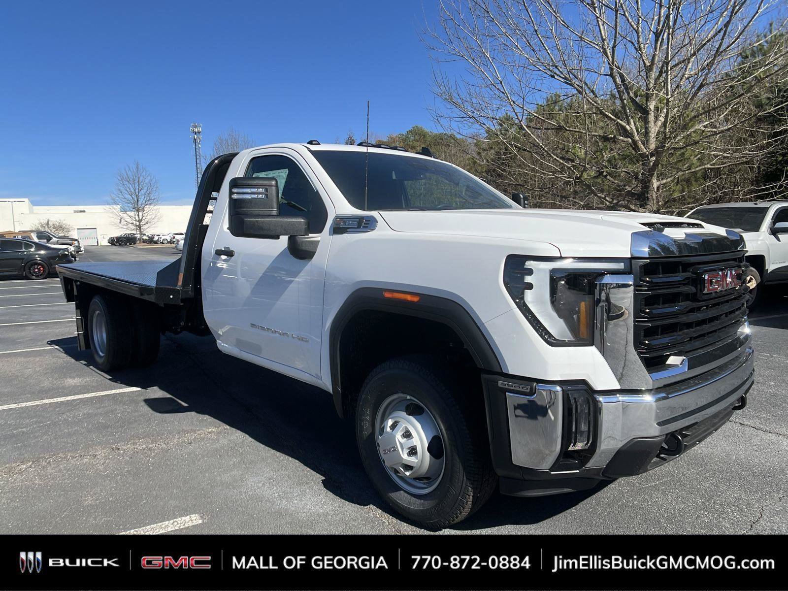 New 2025 GMC Sierra 3500 Pro w/ Convenience Package