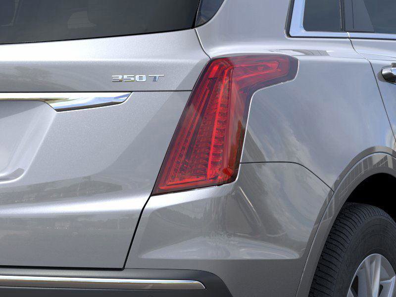 New 2025 Cadillac XT5 Luxury image 11