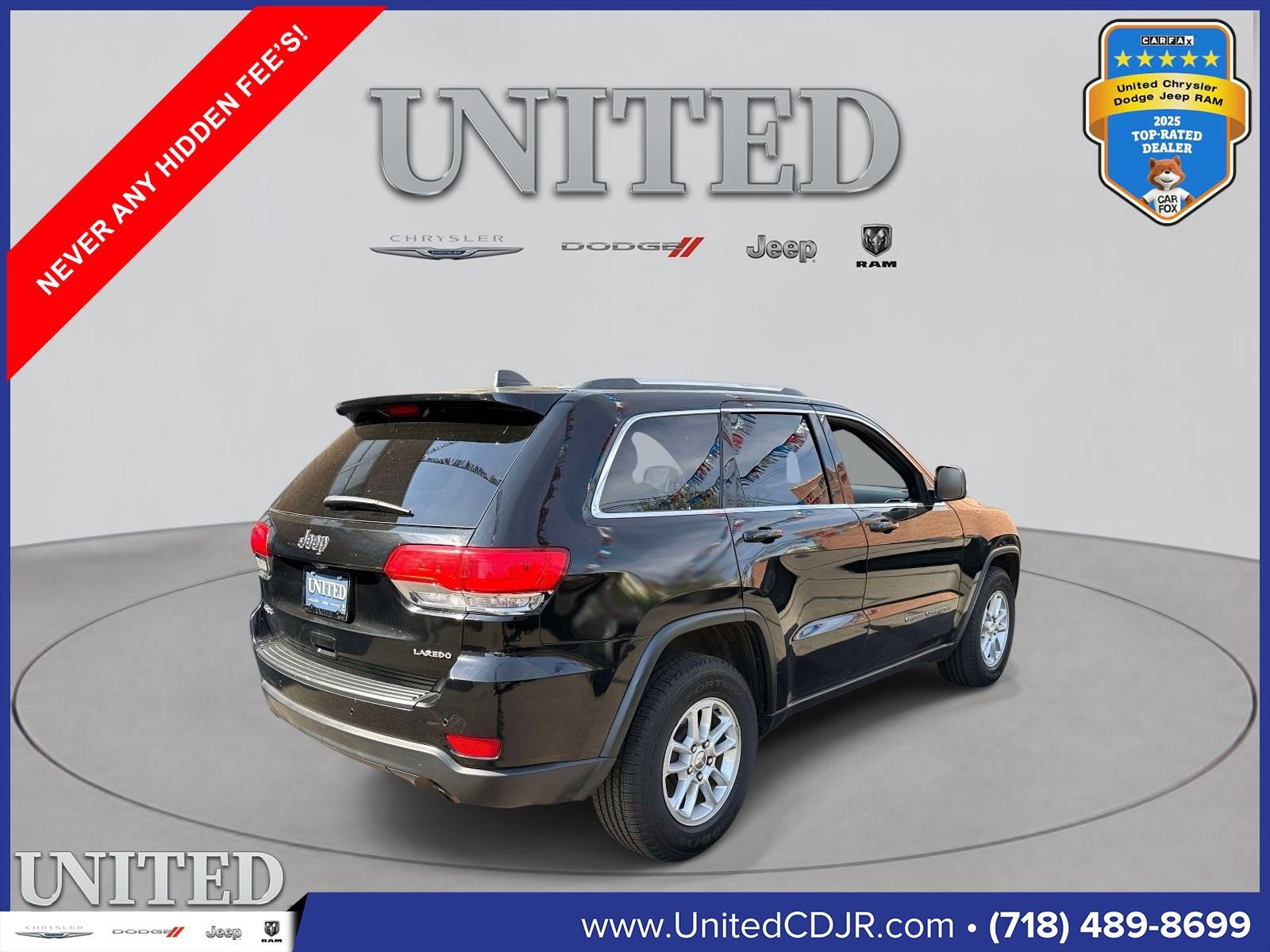 Used 2019 Jeep Grand Cherokee Laredo AWD/4WD image 3