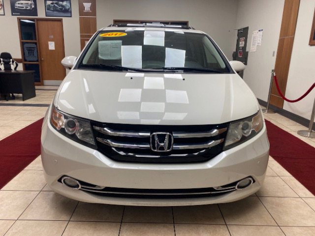 Used 2017 Honda Odyssey Touring Elite image 7