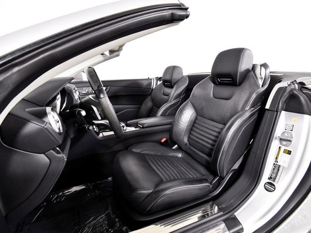 Used 2019 Mercedes-Benz SL 550 image 5