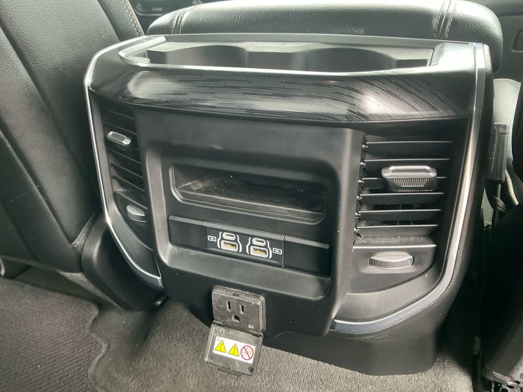 Used 2024 RAM 1500 Laramie image 24