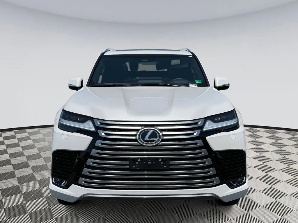 New 2025 Lexus LX 600 4WD w/ Luxury Package image 6