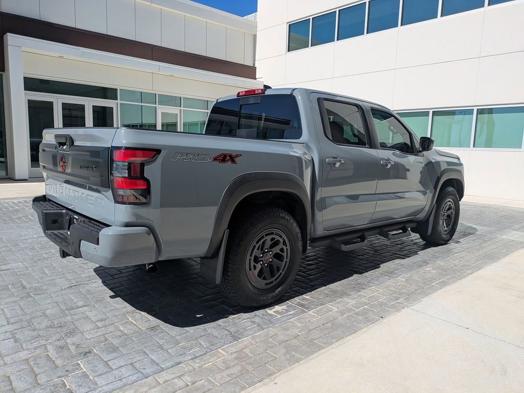 Used 2025 Nissan Frontier PRO-4X AWD/4WD image 5
