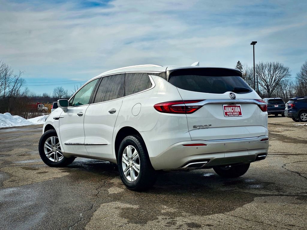 Used 2020 Buick Enclave Essence w/ Sound and Sites Package image 5