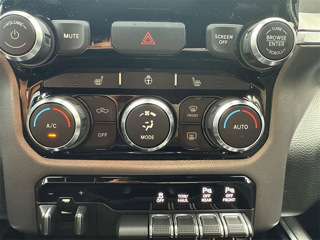 Used 2019 RAM 1500 Big Horn image 21