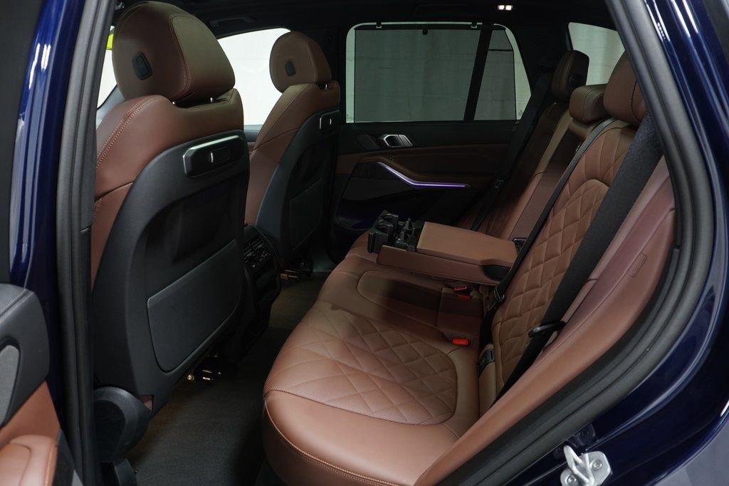 Used 2026 BMW X5 xDrive40i w/ Executive Package image 13